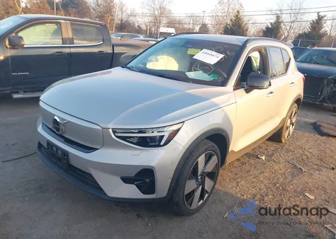 2023 Volvo Xc40 Recharge Pure Electric Twin Ultimate z USA, uszkodzony, nr VIN YV4ED3UM3P2075389